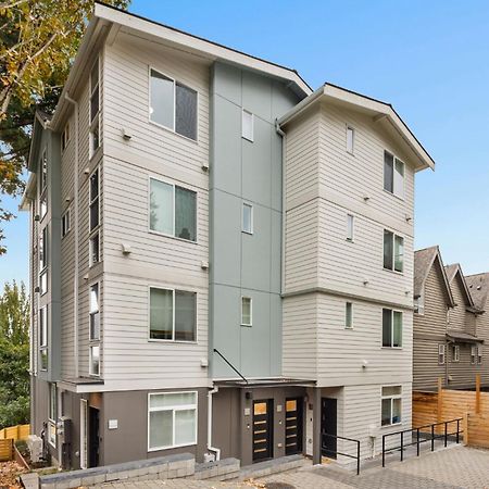 Harry Potter Sweet Suites Seattle Exterior photo